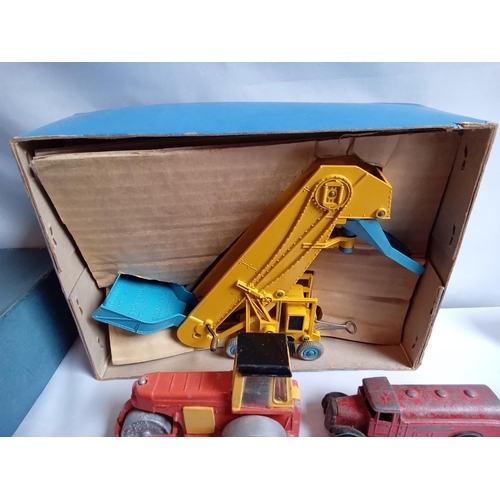 178 - Collection of Dinky die cast vehicles. 564 Elevator Loader (Mint). 17 other play worn items