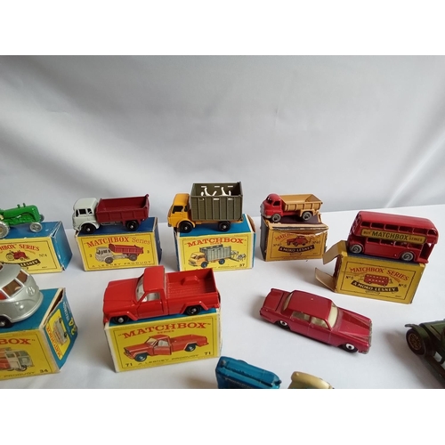 179 - Collection of vintage Lesney Matchbox die cast vehicles (10 boxed) 33 in total.