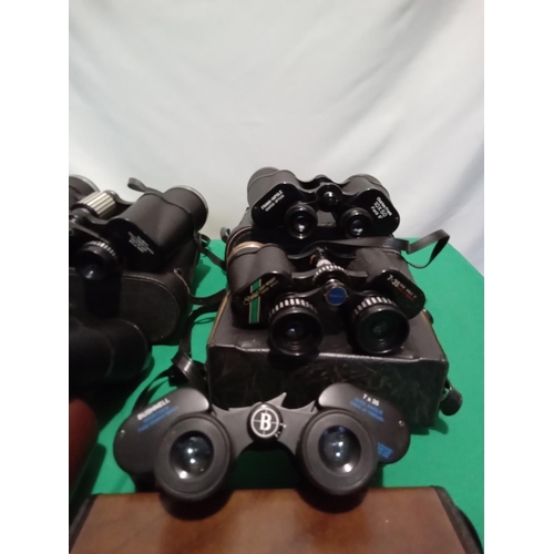 196 - Various binoculars