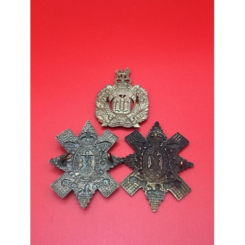 31 - Black watch Royal Highlanders military badges. 1 x Scottish Kings Borderers badge