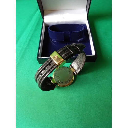 51 - Mens dunhill watch. Hardly used