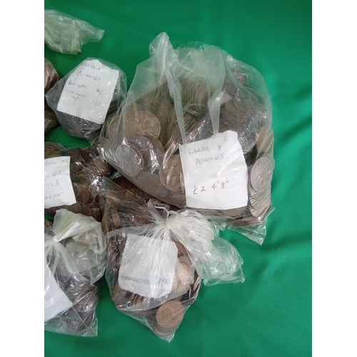 61 - 9 bags of coins 11417 grams in total. Including George V pennies, Edward VII Pennies, Elizabeth penn... 