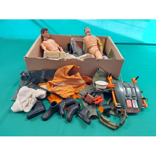 29 - Collection of vintage action man figures and clothes 1960/70's