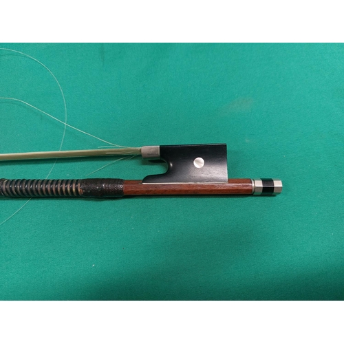 55 - High quality violin bow