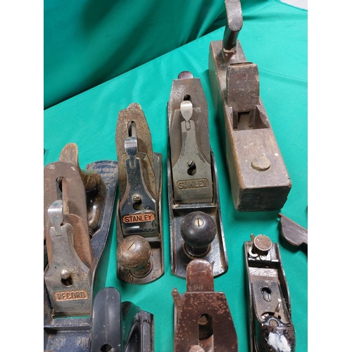 176 - Collection of planes including Stanley and Record