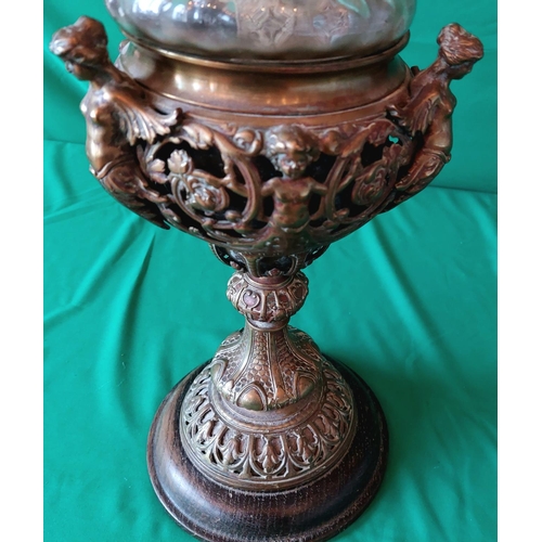 78 - Very rare brass Victorian oil lamp with angels and cherubs