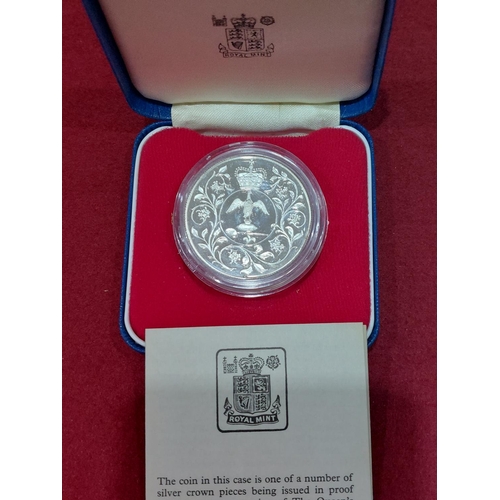 121 - 1977 Silver Jubilee silver proof crown