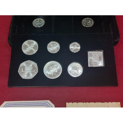 124 - Isle of Man coinage 1978 silver proof set of 6 limited to 10,000 & silver proof �1 coins both 1978 l... 