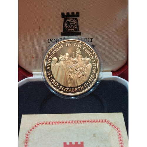 138 - Isle of Man 25th anniversary coronation medal 22ct gold on silver 2,500 issued