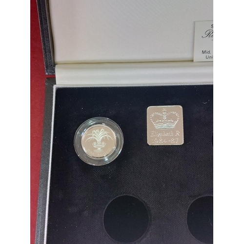 171 - Rare 1985 Welsh £1 silver proof piedfort coin double thickness 15,000 issued with presentation case