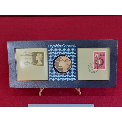 187 - 1976 Day of the Concorde Inauguration of London - Bahrain flight with sterling silver medal. Limited... 