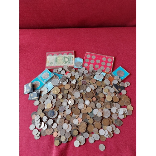 207 - Large collection of coins