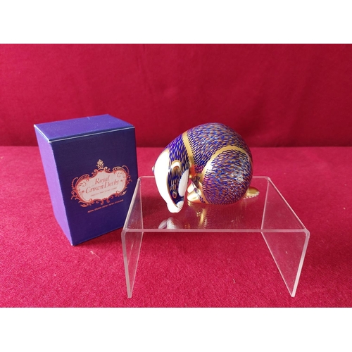 222 - Royal Crown Derby badger paperweight in original box.