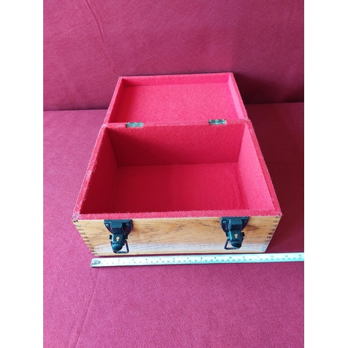 230 - Oak display box 12.5 inches length, depth 9.5 inches, height 6.5 inches.