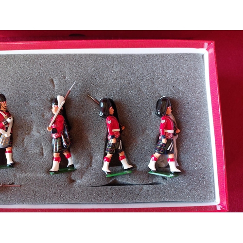 258 - Boxed Britains Hollow Cast Collection Cameron Highlanders. Excellent condition.