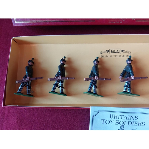 280 - Boxed Britains toy soldiers 26th/90th Cameronians. Excellent condition.