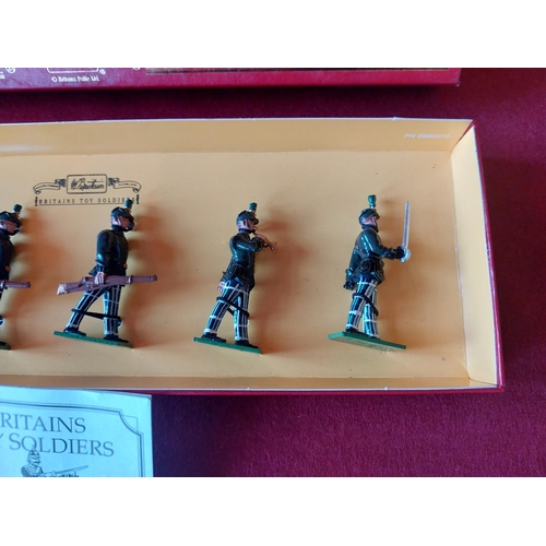 280 - Boxed Britains toy soldiers 26th/90th Cameronians. Excellent condition.