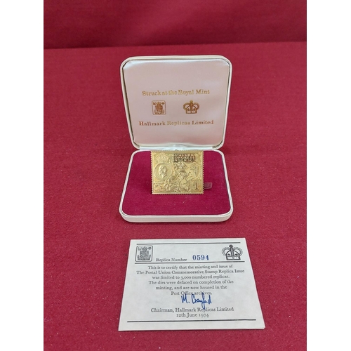 39 - 1974 22ct gold ingot of £1 UK Postal Union Congress 1929. Weight 40 grams only 3000 issued