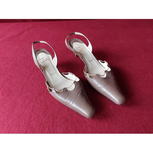 400 - Christian Louboutin low heeled shoes size 41.