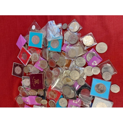 109 - Large collection of commemorative crowns and 50p coins.