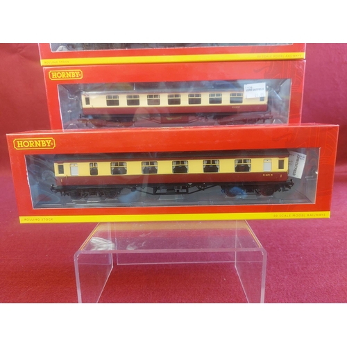 184 - 3 x Mint boxed Hornby 00 gauge Corridor coaches 2 x 1st Class 1 3rd Class R 4447A,R4447B,R4448B.