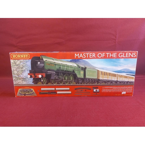 197 - Boxed Hornby 00 gauge Master of The Glens looks unused R1183.