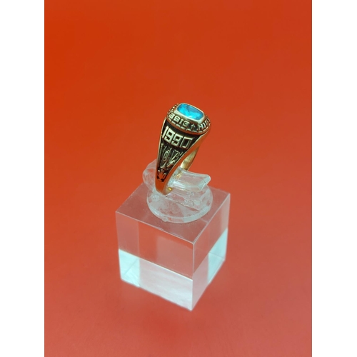 31 - 10ct gold American college ring from Eisenhower high dated 1990 4.8 grams