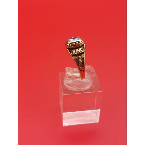 31 - 10ct gold American college ring from Eisenhower high dated 1990 4.8 grams