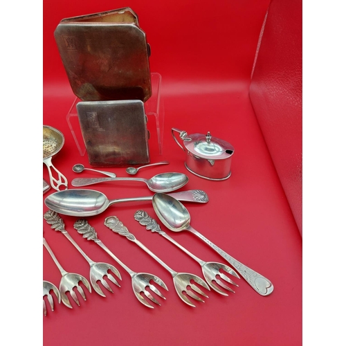 75 - Collection of silver hallmarked items. Weight 520 grams.