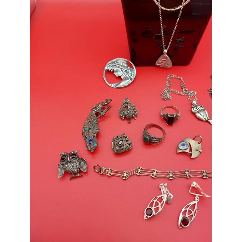 79 - Collection of mixed hallmarked silver jewellery.