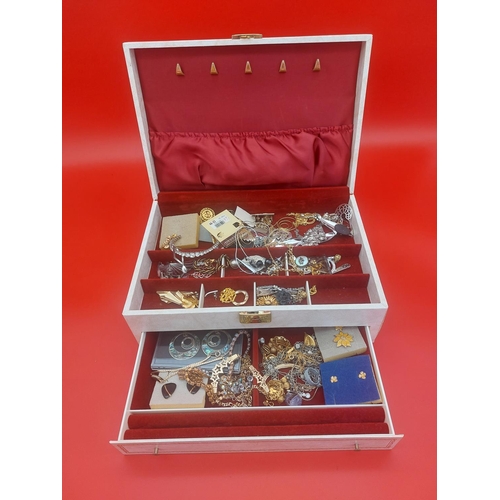 97 - Box of costume jewellery.