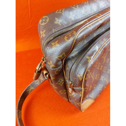 179 - Authentic Louis Vuitton Monogram Nile shoulder bag. Serial number TH 8905. Size approximately width ... 