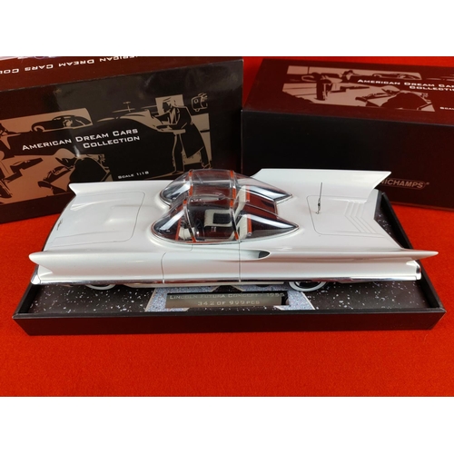 213 - MINICHAMPS Lincoln Futura Concept Car from the American dream cars collection. Scale 1:18. Limited t... 