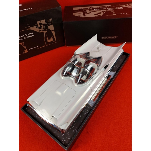 213 - MINICHAMPS Lincoln Futura Concept Car from the American dream cars collection. Scale 1:18. Limited t... 