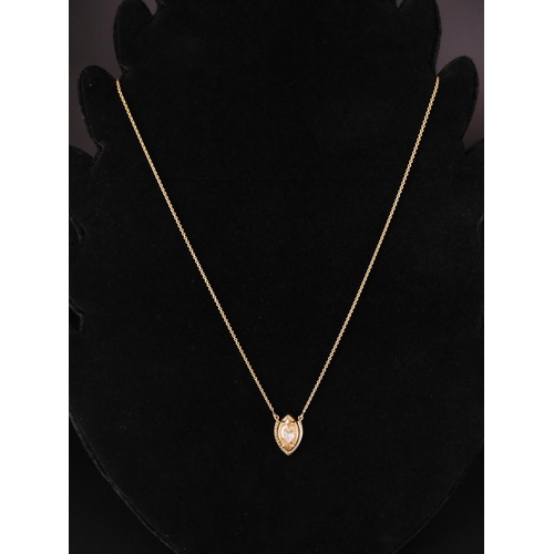 29 - 9ct gold necklace with pendant 5.2 grams