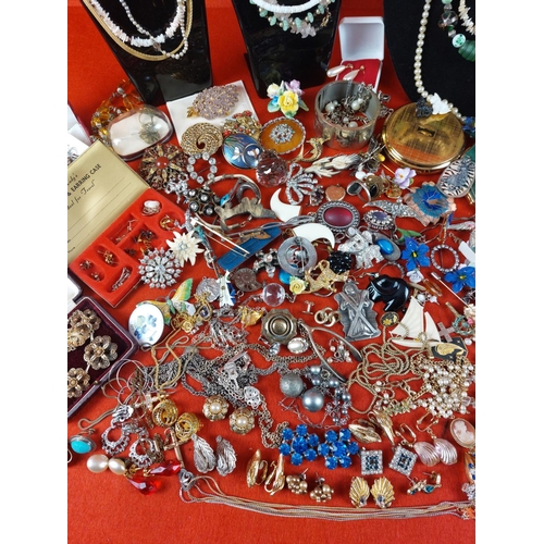 295 - Large collection of vintage costume jewellery