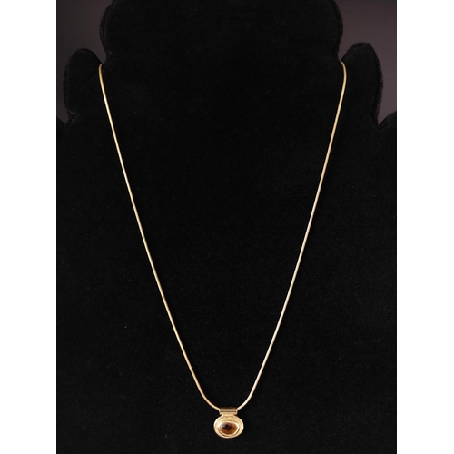 30 - 9ct gold necklace with pendant 3.5 grams