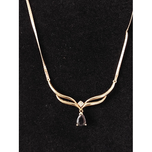 31 - 14ct gold necklace with pendant 3.7 grams