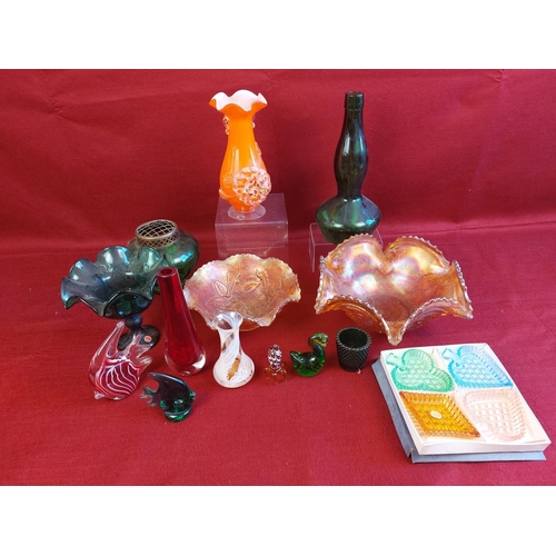 343 - Collection of Carnival and Murano style glass.