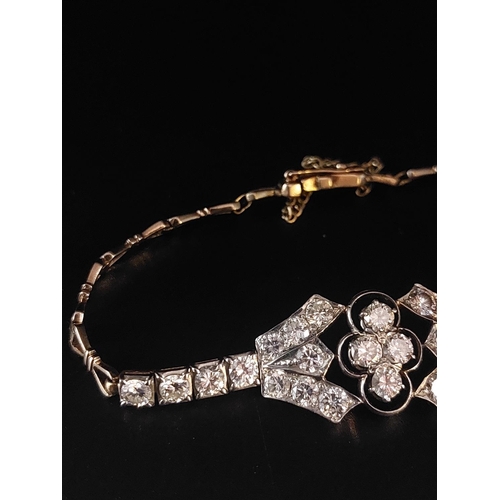 62 - Very attractive 18ct gold Art Deco diamond cocktail bracelet featuring 26 0.12 diamonds. 3.12 carat ... 