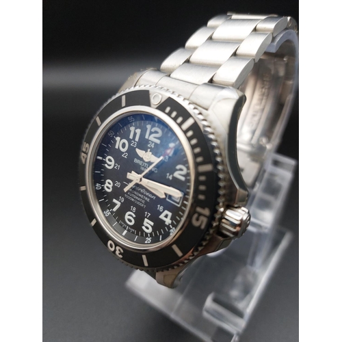 85 - Mens Breitling Superocean II 44 watch with original paperwork and box. Watch in good working order.