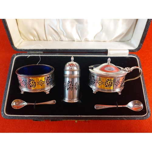 99 - Birmingham hallmarked 1928 silver cruet set.