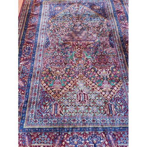 338 - Large Rug width 61