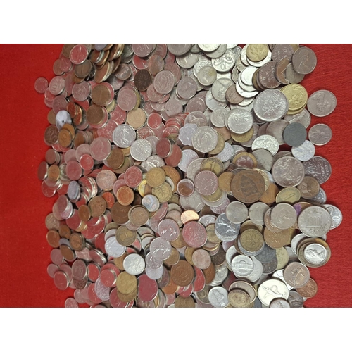 103 - Large collection of world coins. Over 1000 coins