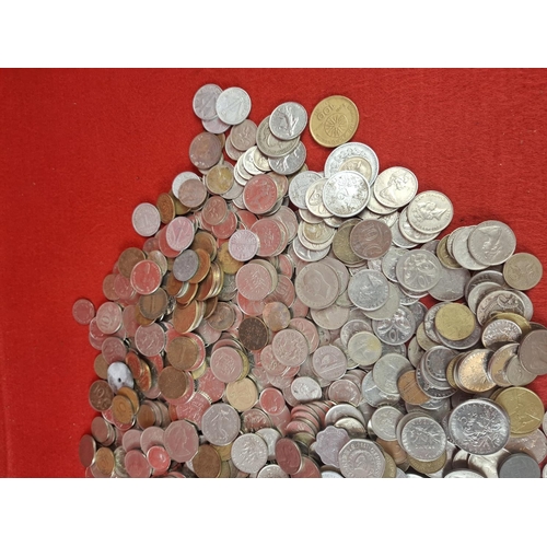 103 - Large collection of world coins. Over 1000 coins