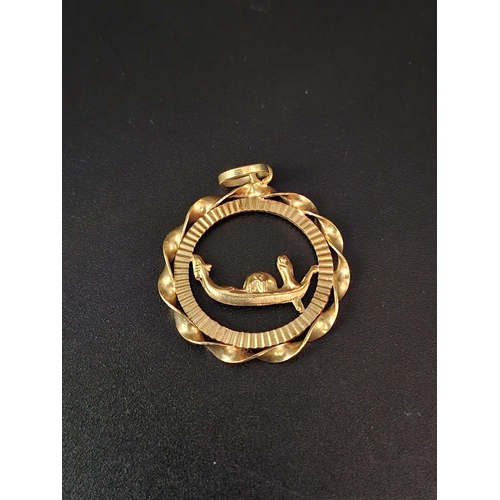 12 - 18ct gold pendant 2.8 grams