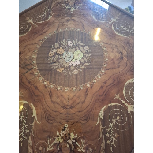 292 - Italian inlaid Sorrento multi games table. Remove the top to reveal the games table. Backgammon, Che... 