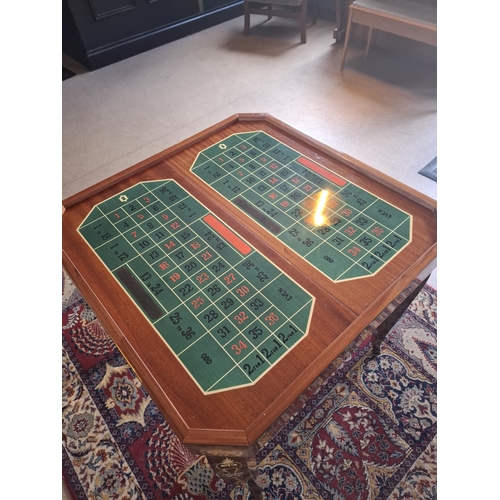 292 - Italian inlaid Sorrento multi games table. Remove the top to reveal the games table. Backgammon, Che... 