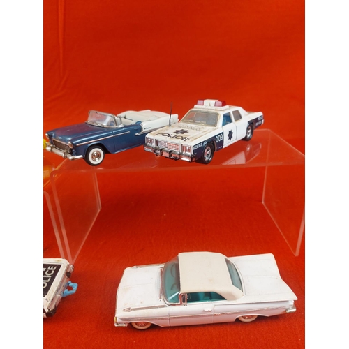 325 - Collection 5 model cars 1 Dinky, 2 Matchbox, 1 Collectors Classics, 1 Vitesse. 1:43