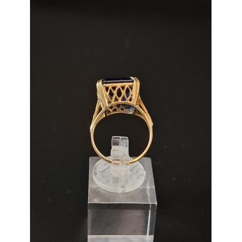 7 - 9ct gold ladies ring size K